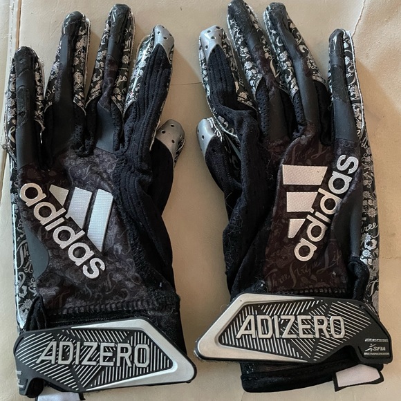 Adidas Football Gloves - Picture 1 of 2